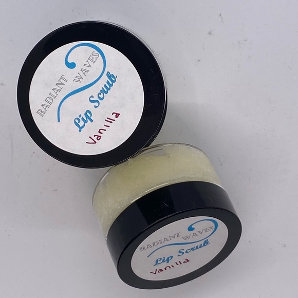Set of 3 1oz vanilla scented handcrafted lip scrub by Radiant Waves - Picture 2 of 5